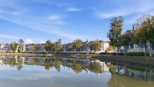 832 Sovereign Way, Redwood Shores, CA 94065