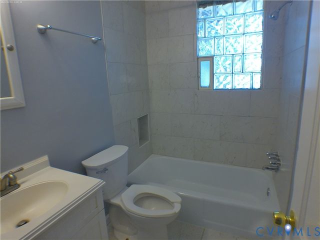 9707 Stockbridge Dr, Henrico, VA 23228