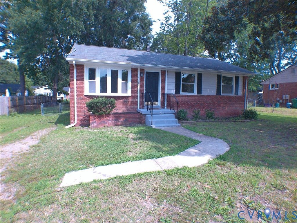 9707 Stockbridge Dr, Henrico, VA 23228