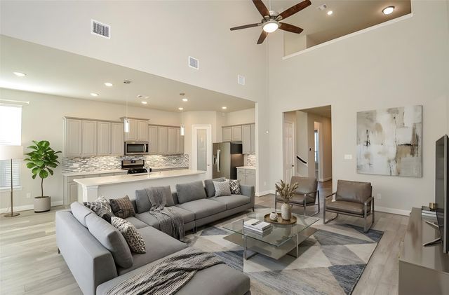 338 Summer Landing Court, Rosenberg, TX 77469