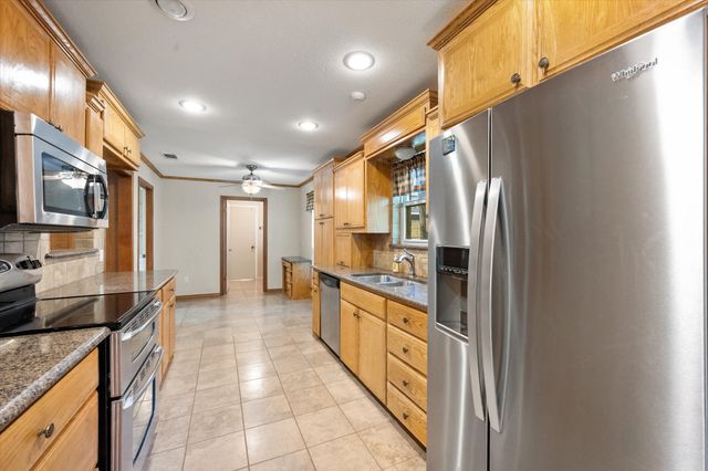 1104 Arlena Drive, Arlington, TX 76012
