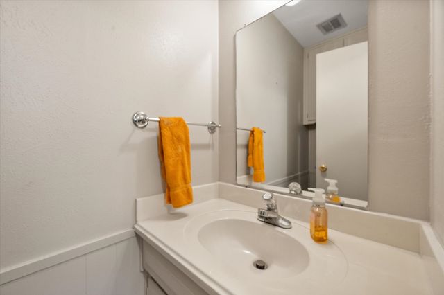 1104 Arlena Drive, Arlington, TX 76012