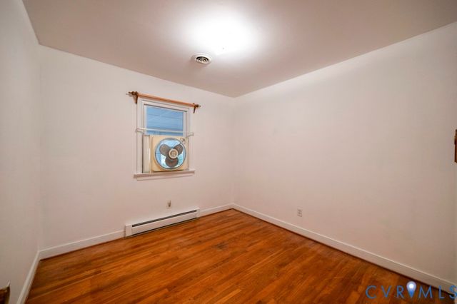 5511 Claridge Dr, Richmond, VA 23832