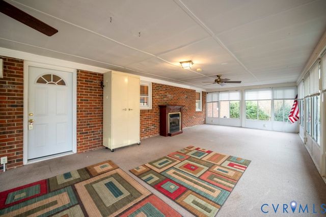 5511 Claridge Dr, Richmond, VA 23832