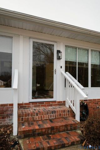 5511 Claridge Dr, Richmond, VA 23832