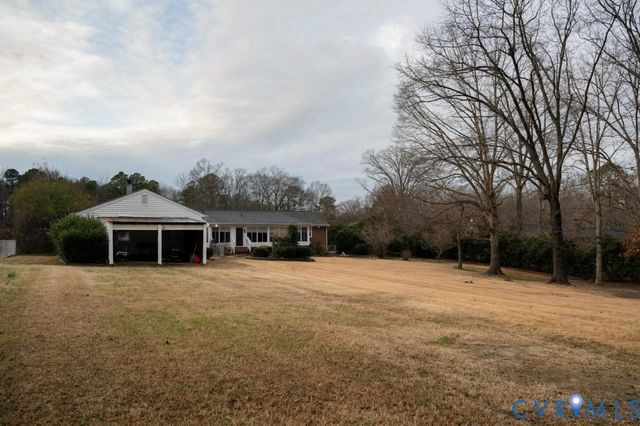 5511 Claridge Dr, Richmond, VA 23832