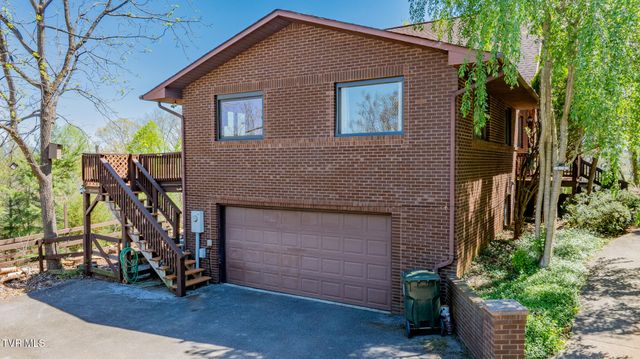 185 Mcafee Bluff, Gray, TN 37615