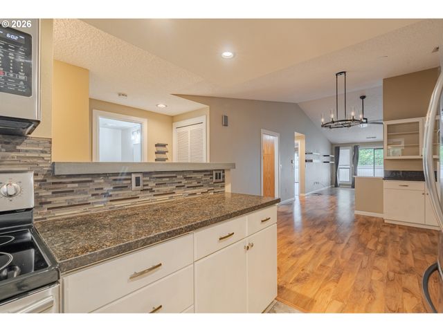 13820 Nw 10TH Ct E, Vancouver, WA 98685