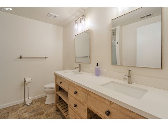 13820 Nw 10TH Ct E, Vancouver, WA 98685