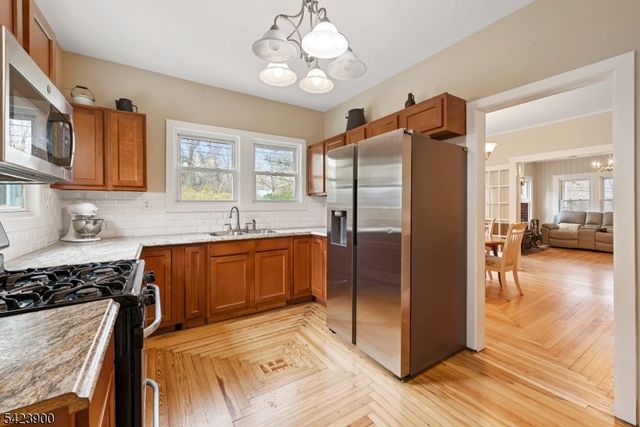 9 Bissell St, Mine Hill Twp., NJ 07803