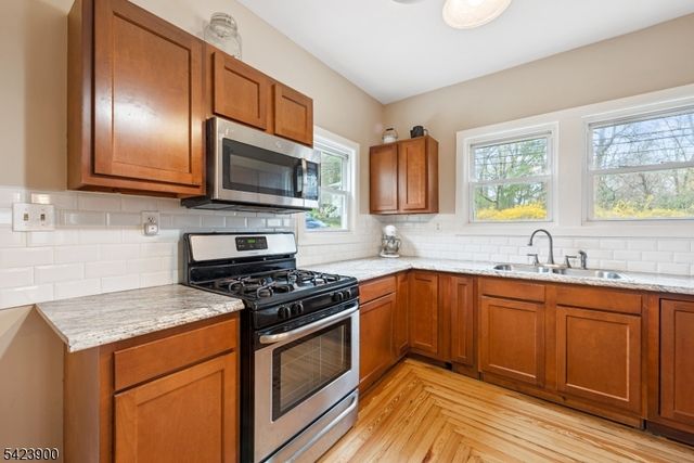 9 Bissell St, Mine Hill Twp., NJ 07803