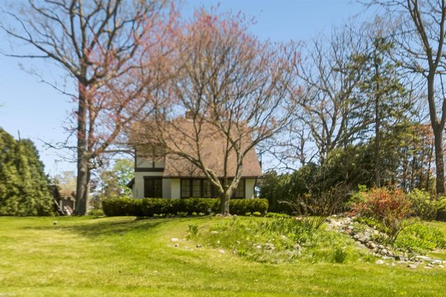 2904 Gratiot Avenue, Port Huron, MI 48060