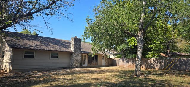 2104 Village Way DR, Austin, TX 78745