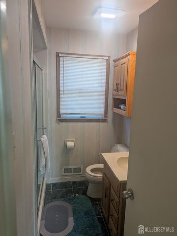 751 Rutherford Avenue, Woodbridge Proper, NJ 07095