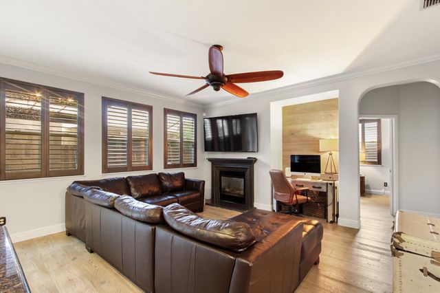 3460 River Shoal Ave, Sacramento, CA 95833