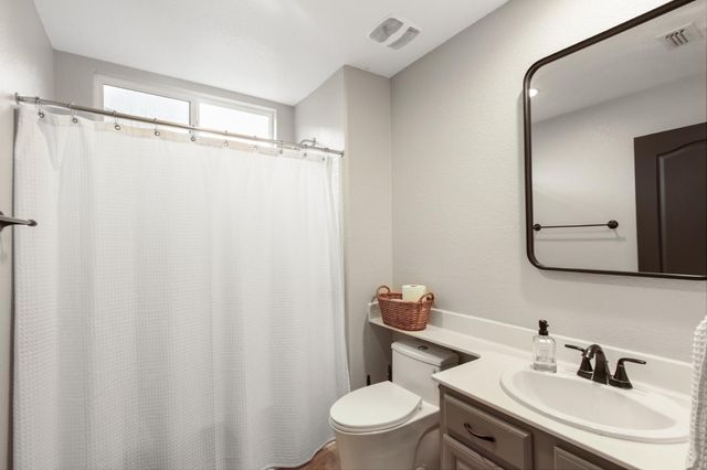 3460 River Shoal Ave, Sacramento, CA 95833