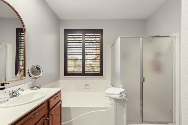 3460 River Shoal Ave, Sacramento, CA 95833