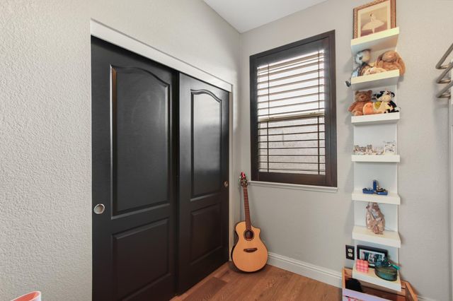 3460 River Shoal Ave, Sacramento, CA 95833