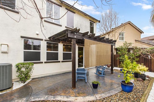 3460 River Shoal Ave, Sacramento, CA 95833