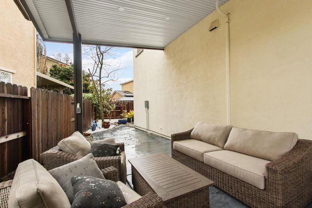 3460 River Shoal Ave, Sacramento, CA 95833