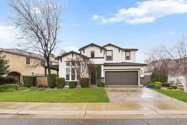 3460 River Shoal Ave, Sacramento, CA 95833