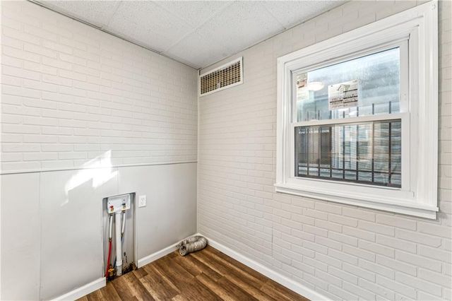 2734 Park Avenue, Kansas City, MO 64109