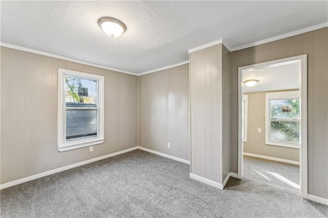 2734 Park Avenue, Kansas City, MO 64109