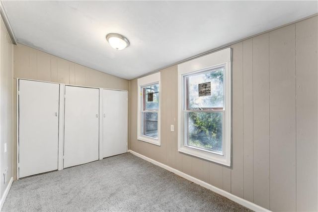 2734 Park Avenue, Kansas City, MO 64109