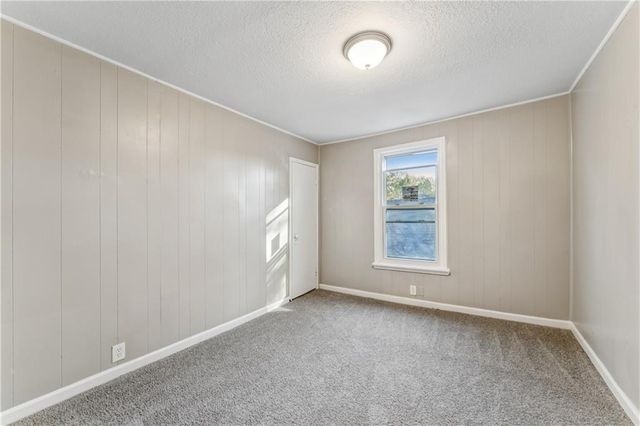 2734 Park Avenue, Kansas City, MO 64109