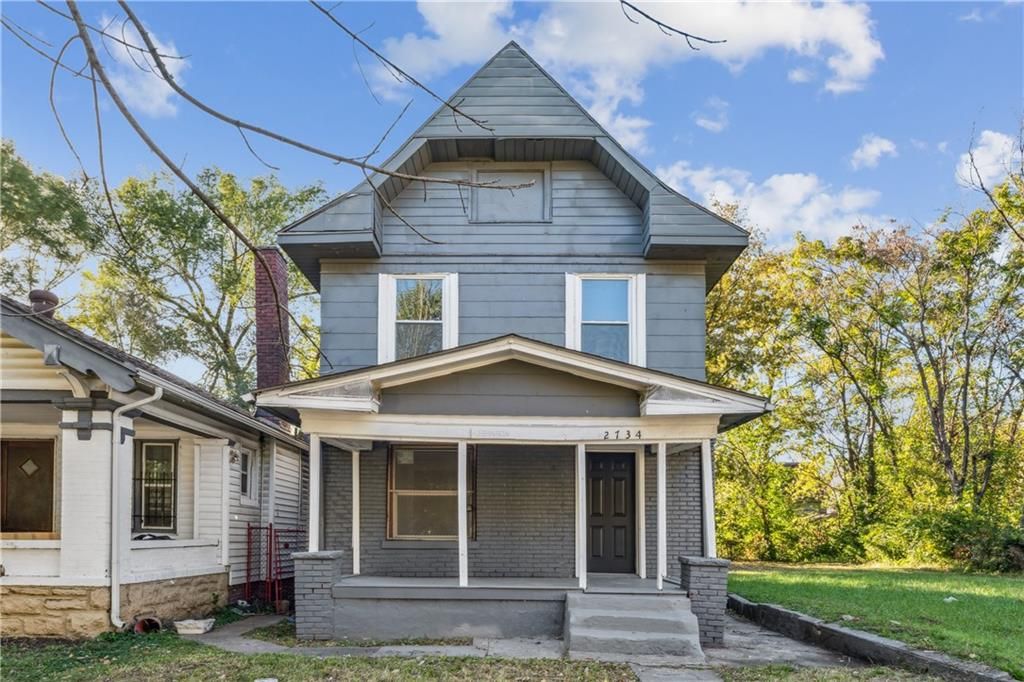 2734 Park Avenue, Kansas City, MO 64109