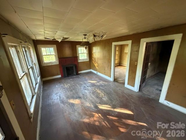 3370 Rocky Road, Lenoir, NC 28645