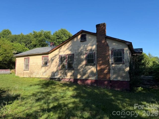 3370 Rocky Road, Lenoir, NC 28645