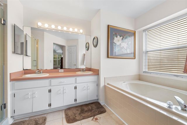 9808 LONG MEADOW DRIVE, Tampa, FL 33615