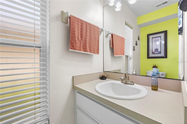 9808 LONG MEADOW DRIVE, Tampa, FL 33615