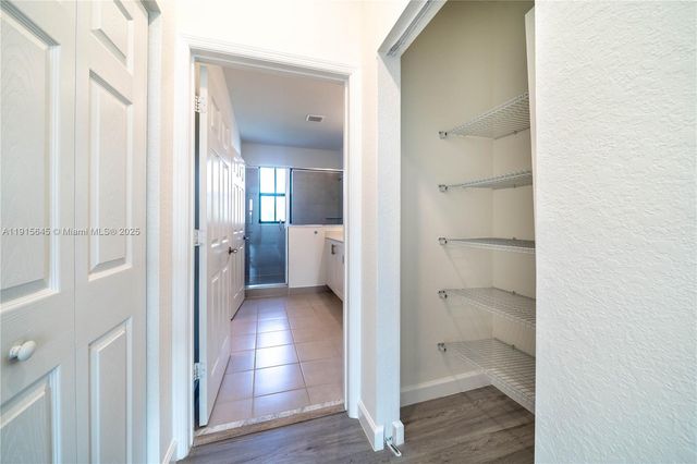 1928 SW 5th Blvd, Fort Lauderdale, FL 33312