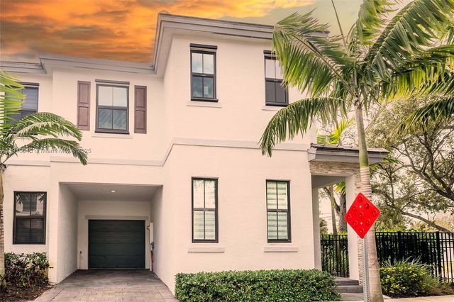 1928 SW 5th Blvd, Fort Lauderdale, FL 33312