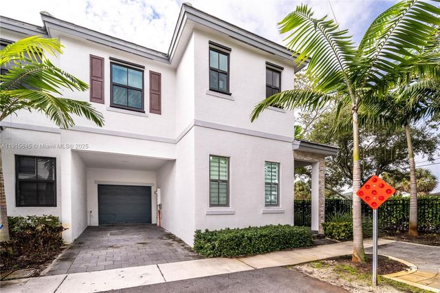 1928 SW 5th Blvd, Fort Lauderdale, FL 33312
