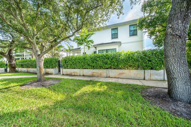 1928 SW 5th Blvd, Fort Lauderdale, FL 33312