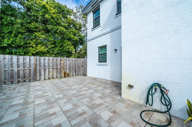 1928 SW 5th Blvd, Fort Lauderdale, FL 33312