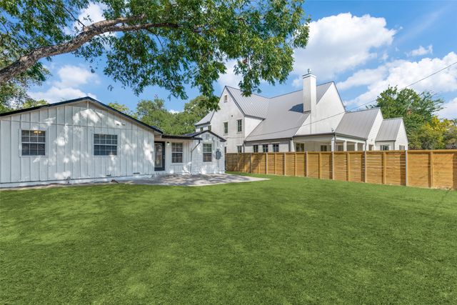 852 Northwood Road, Fort Worth, TX 76107