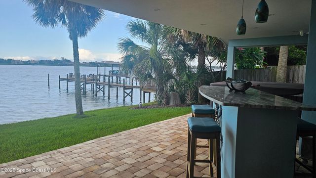 10758 S Tropical Trail, Merritt Island, FL 32952