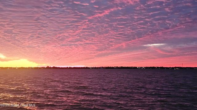 10758 S Tropical Trail, Merritt Island, FL 32952