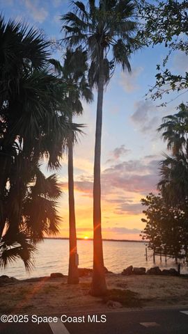 10758 S Tropical Trail, Merritt Island, FL 32952