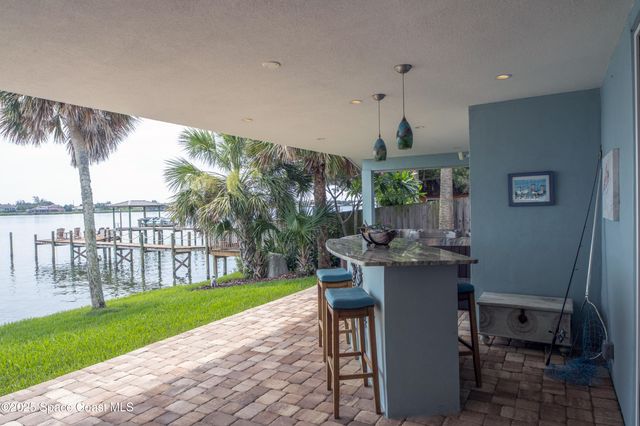 10758 S Tropical Trail, Merritt Island, FL 32952