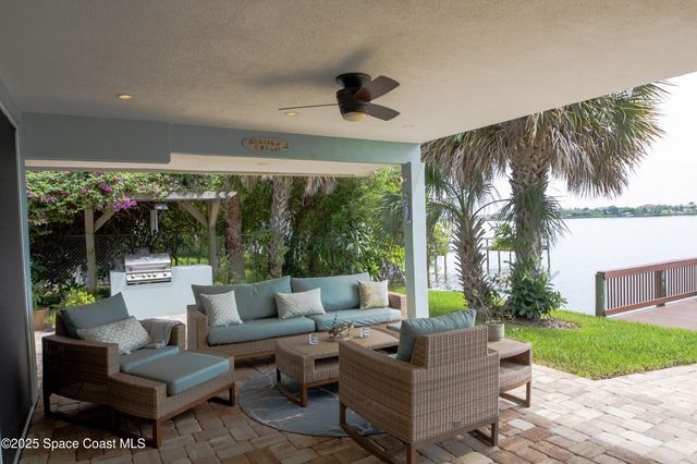 10758 S Tropical Trail, Merritt Island, FL 32952