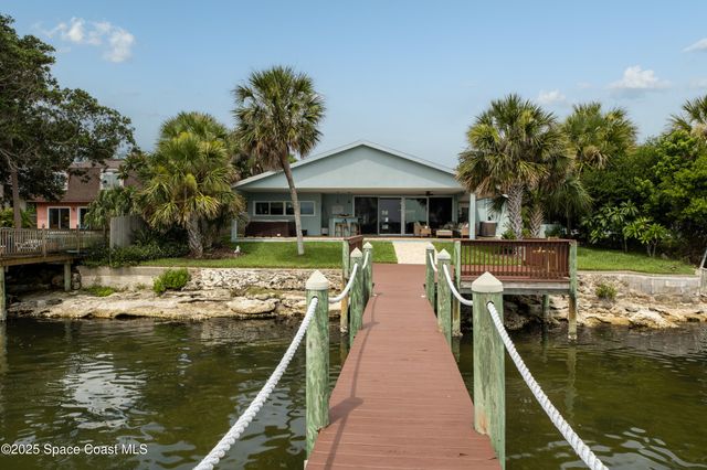 10758 S Tropical Trail, Merritt Island, FL 32952