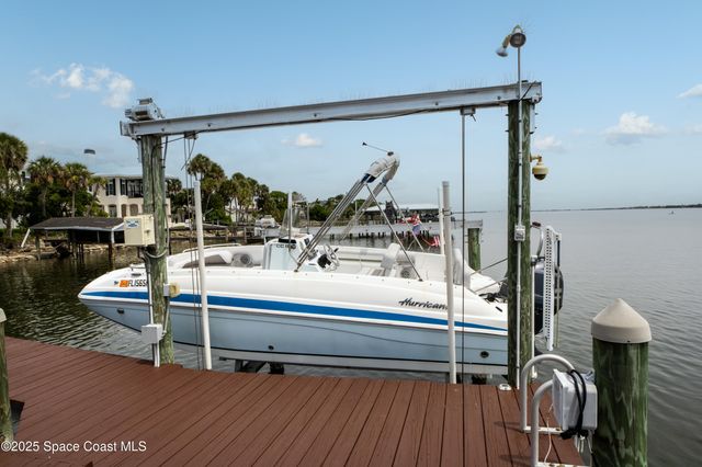 10758 S Tropical Trail, Merritt Island, FL 32952