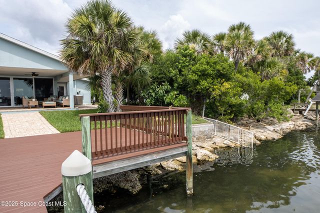 10758 S Tropical Trail, Merritt Island, FL 32952