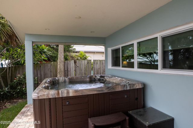 10758 S Tropical Trail, Merritt Island, FL 32952