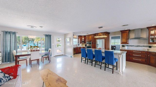 10758 S Tropical Trail, Merritt Island, FL 32952